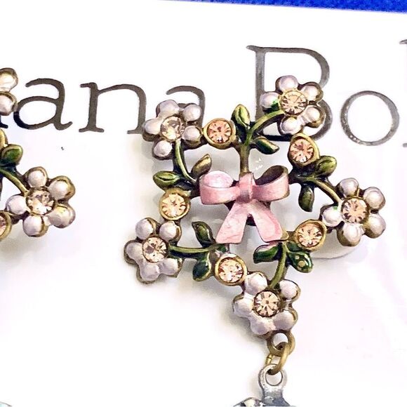 Banana Bob delicate floral bow pastel crystal enamel pierced dangle earrings - Picture 4 of 5